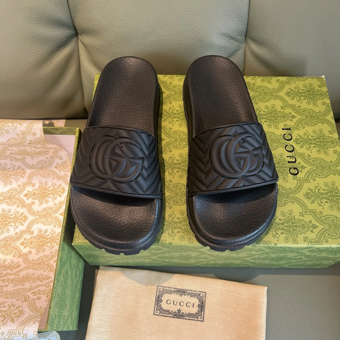 Men's Men's Shoes 130🐮🐮Gucci Gucci Slippers Gucci 2024 latest beach sandals slippers Original molding double G LOGO Original molding consistent Outsole: Men's Men's Shoes u double-layer outsole Size: 35-46